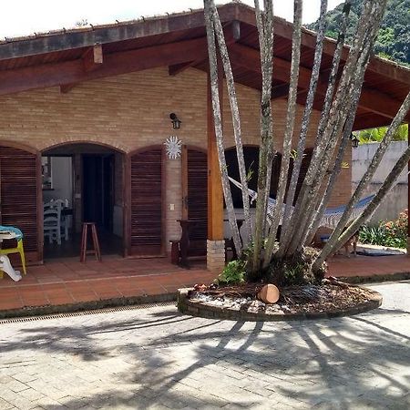 Pousada Casa Do Gustavo Гуаружа Экстерьер фото
