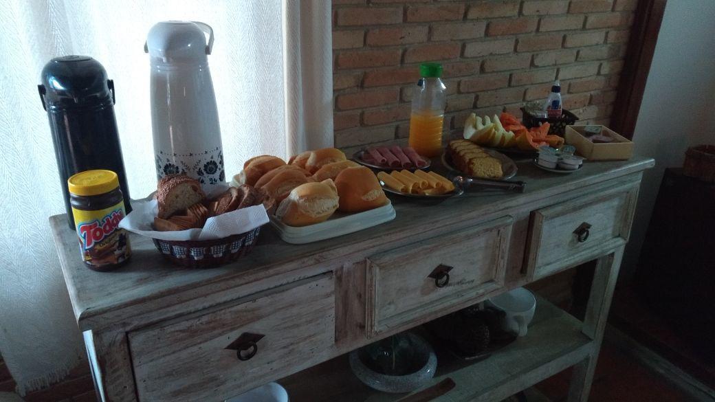 Pousada Casa Do Gustavo Гуаружа Экстерьер фото