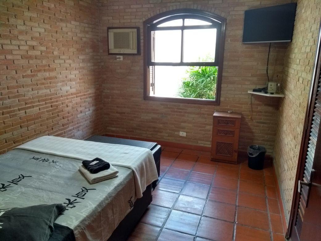 Pousada Casa Do Gustavo Гуаружа Экстерьер фото